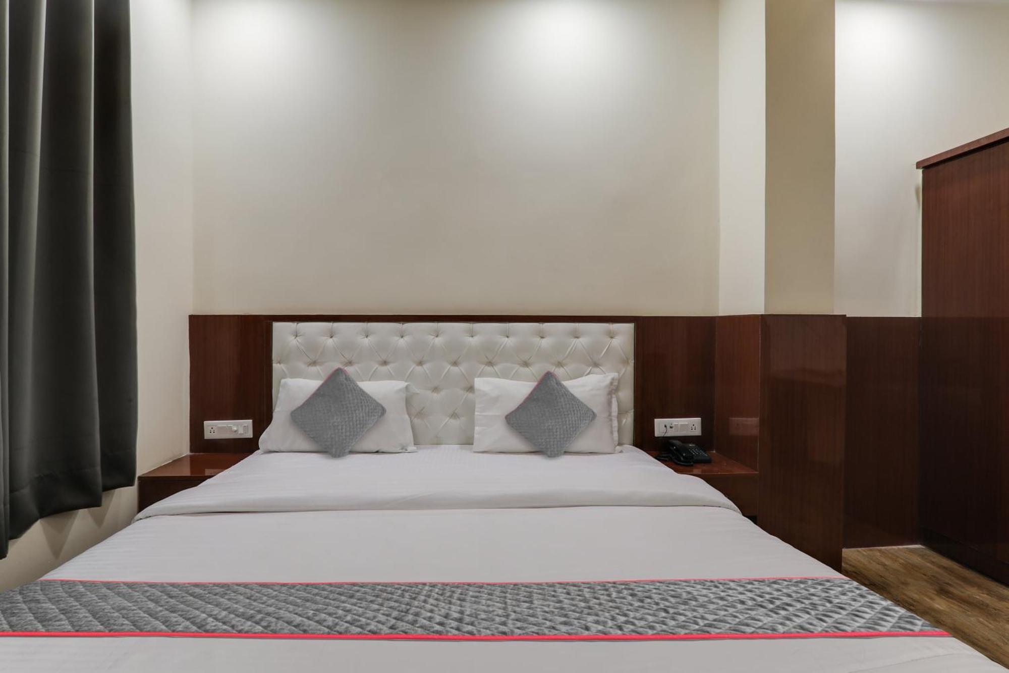 Hotel Townhouse 1259 Trijal Lucknow
